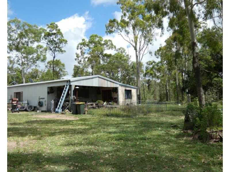 277 Bushlands Road, Bororen QLD 4678