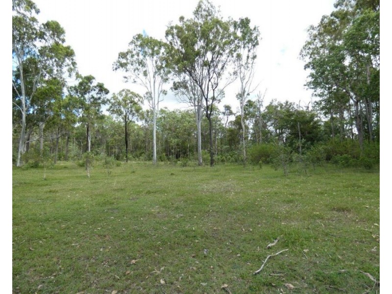 277 Bushlands Road, Bororen QLD 4678