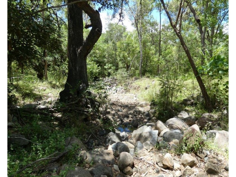 277 Bushlands Road, Bororen QLD 4678