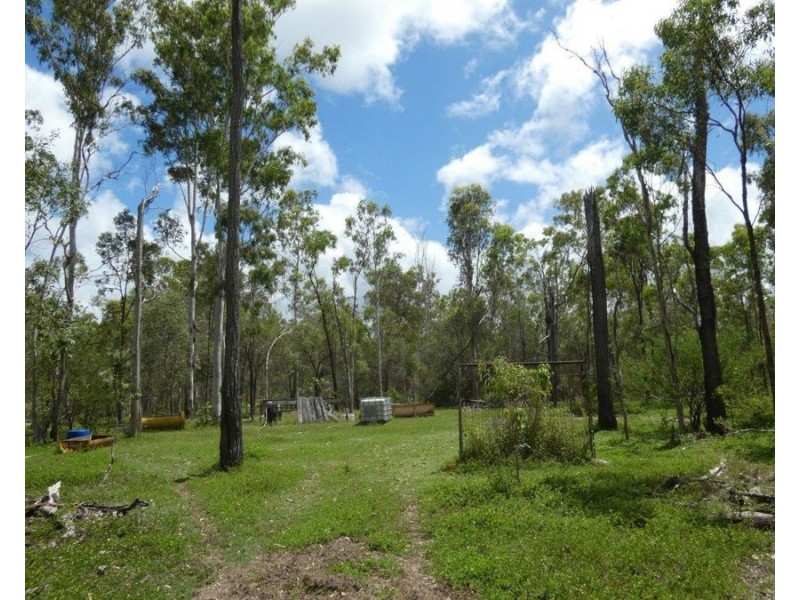 277 Bushlands Road, Bororen QLD 4678
