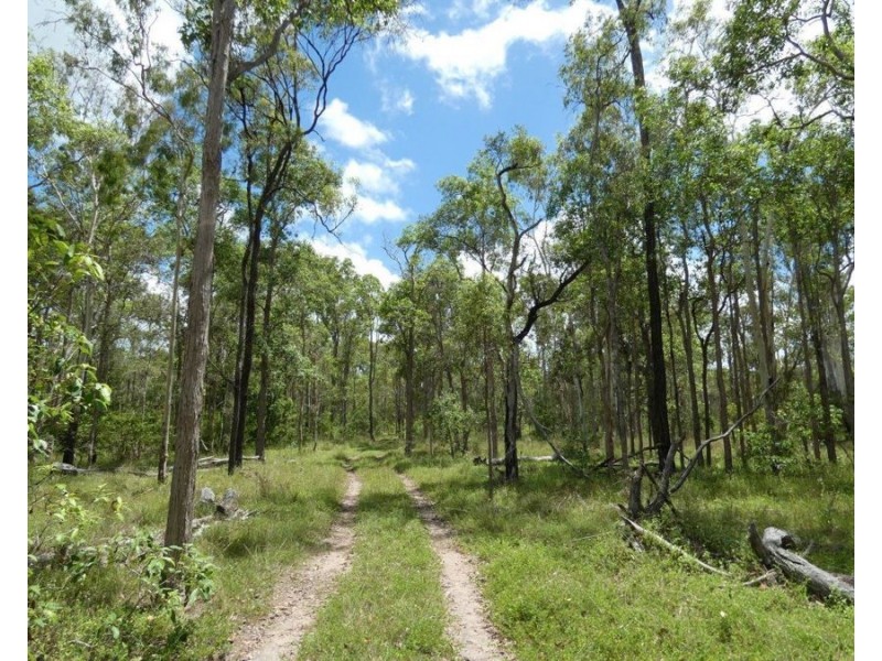 277 Bushlands Road, Bororen QLD 4678