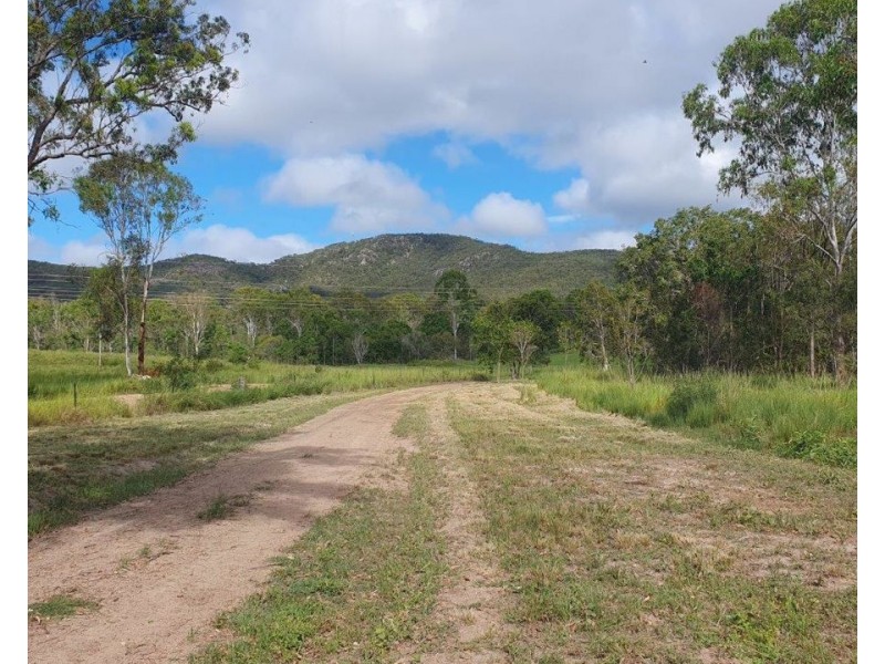 1021 Hills Road, Mount Maria QLD 4674