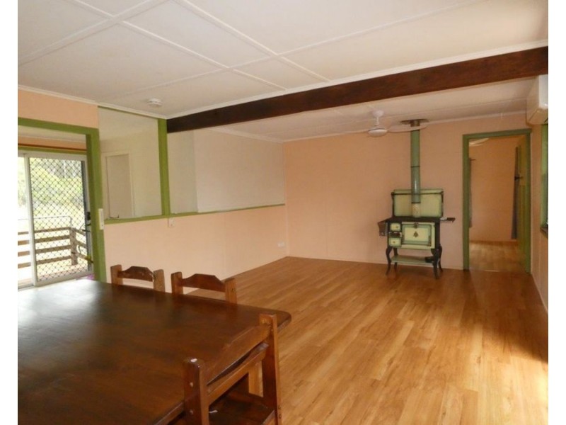 1021 Hills Road, Mount Maria QLD 4674