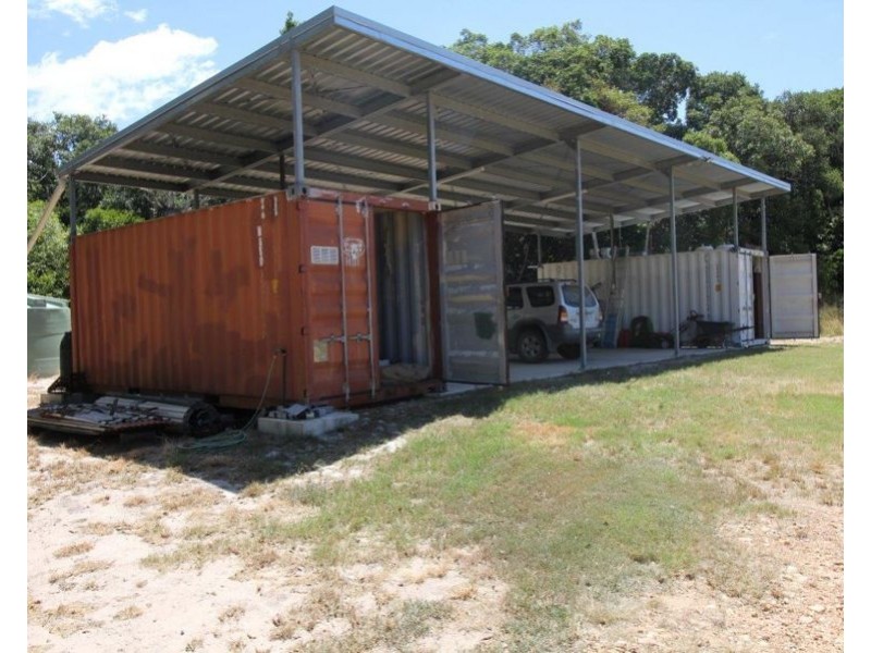 696 Fingerfield Road, Deepwater QLD 4674