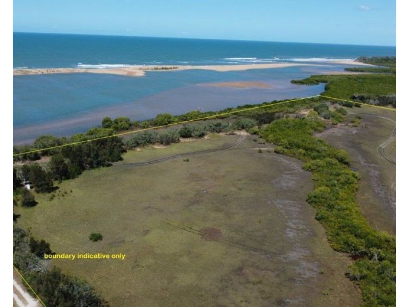 696 Fingerfield Road, Deepwater QLD 4674