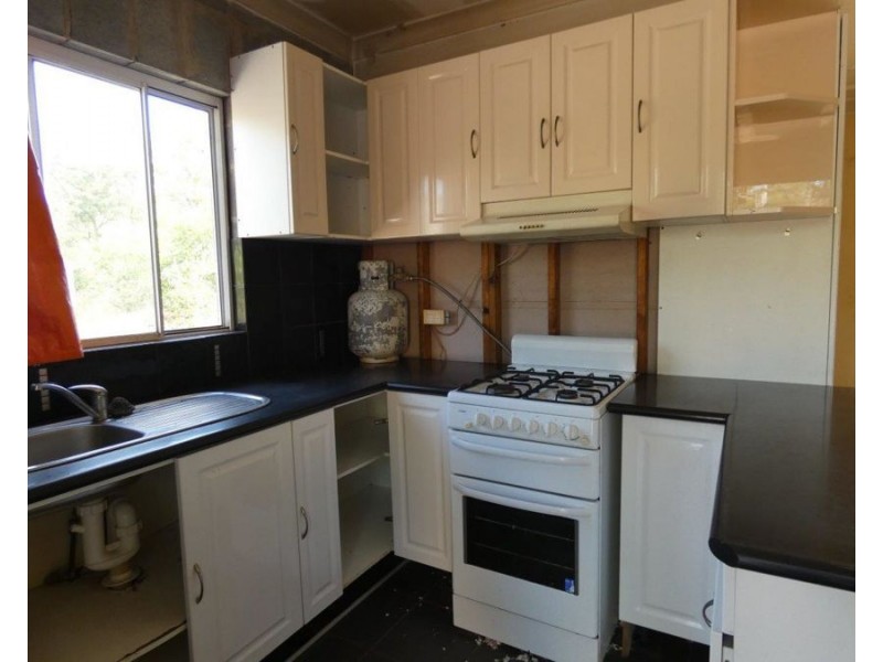 255 Mollenhagens Road, Winfield QLD 4670