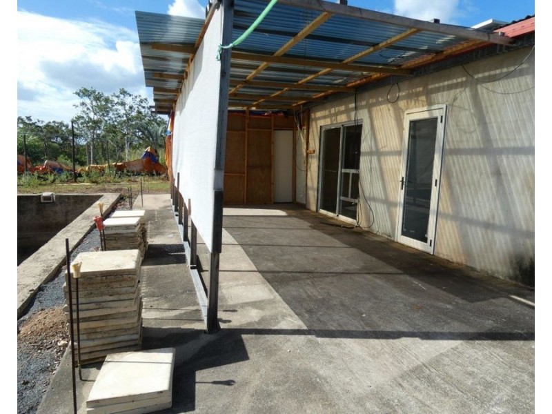 255 Mollenhagens Road, Winfield QLD 4670