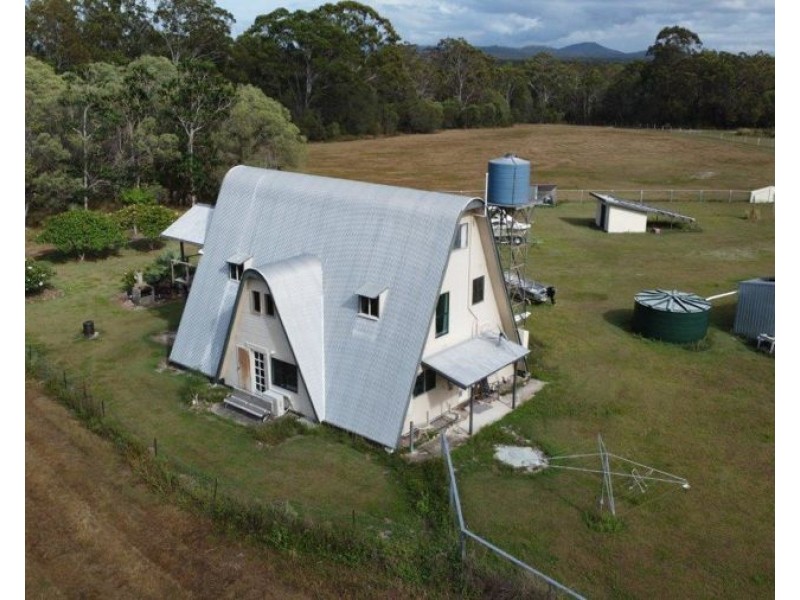 700 Fernfield Road, Deepwater QLD 4674