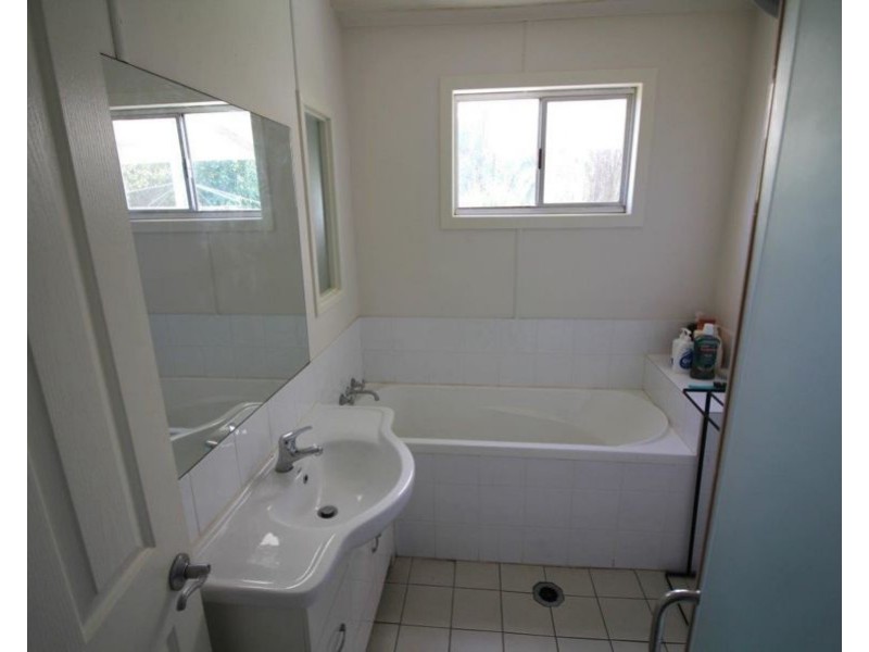700 Fernfield Road, Deepwater QLD 4674
