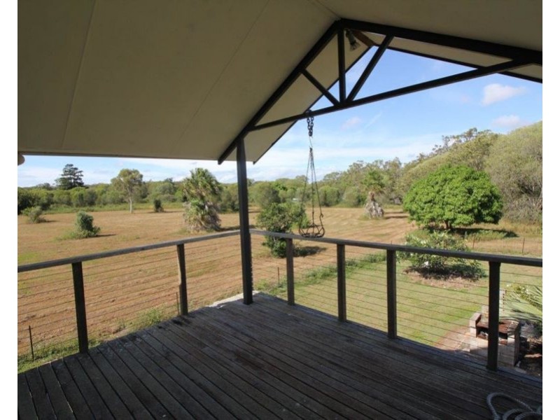 700 Fernfield Road, Deepwater QLD 4674