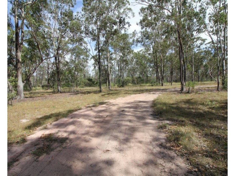 700 Fernfield Road, Deepwater QLD 4674