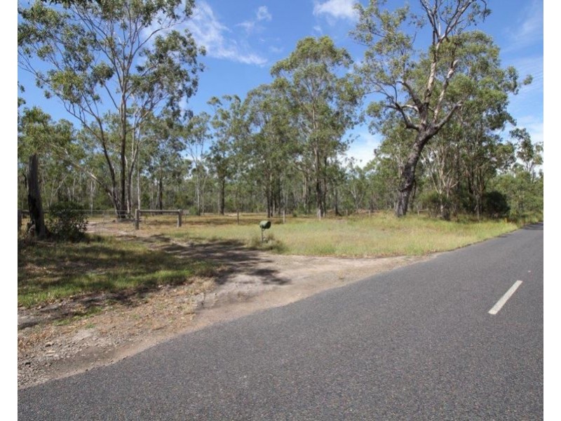 700 Fernfield Road, Deepwater QLD 4674
