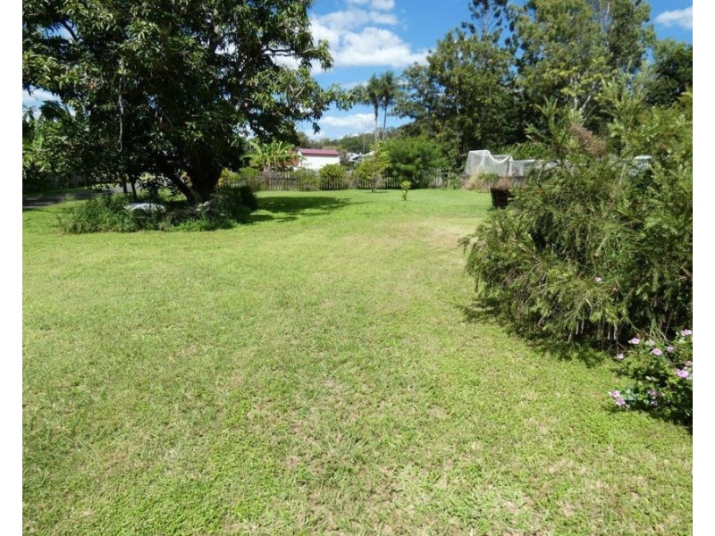 11 Wattle Lane, Boyne Valley QLD 4680