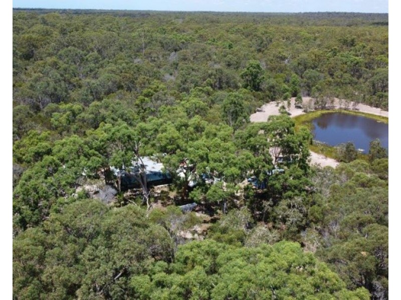 9 Coe Road, Deepwater QLD 4674