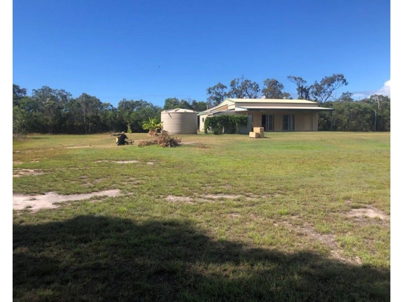 106 Matchbox Road, Deepwater QLD 4674