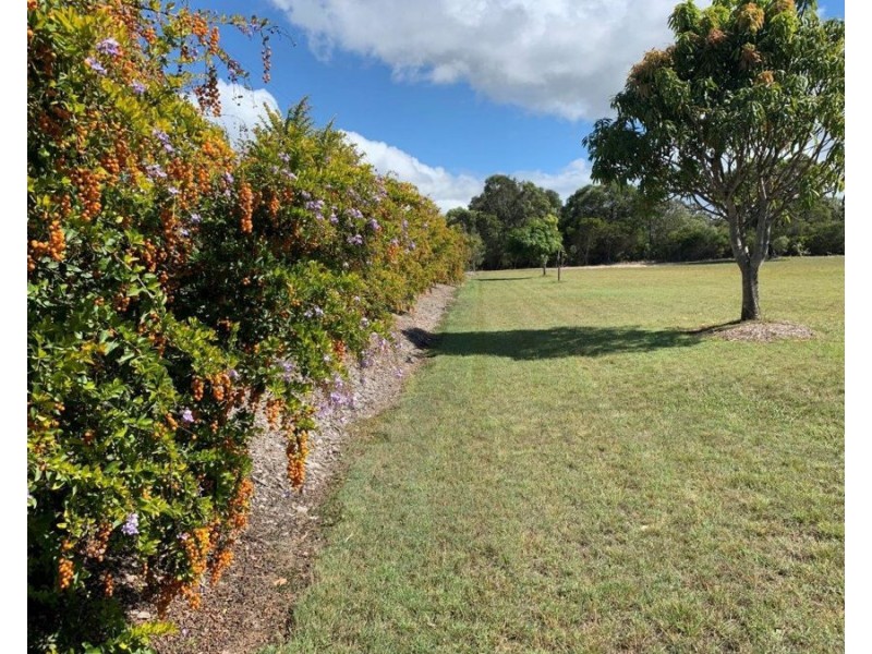 106 Matchbox Road, Deepwater QLD 4674