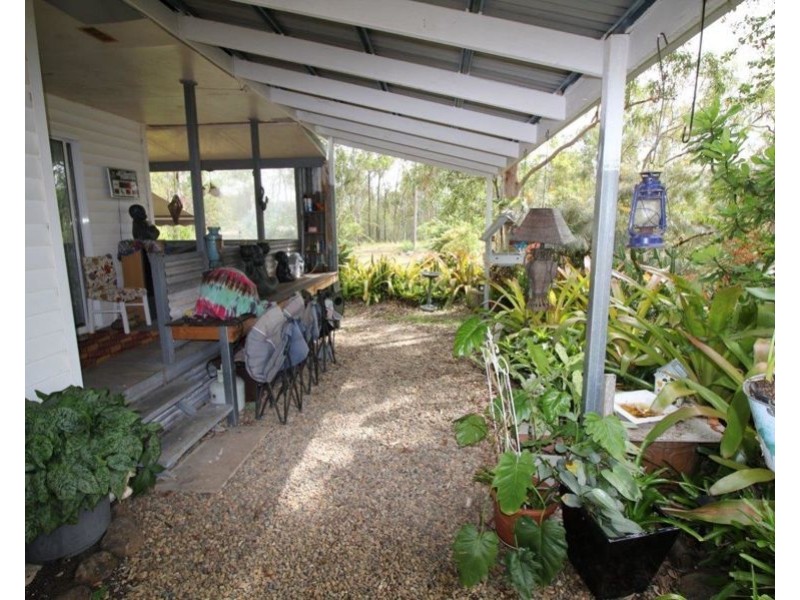 211 Cross Road, Euleilah QLD 4674