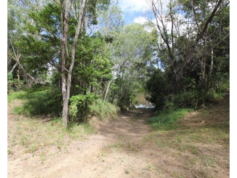 407 Oyster Creek Road, Oyster Creek QLD 4674