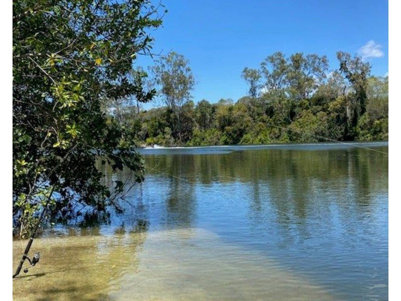 407 Oyster Creek Road, Oyster Creek QLD 4674