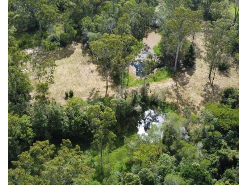 407 Oyster Creek Road, Oyster Creek QLD 4674