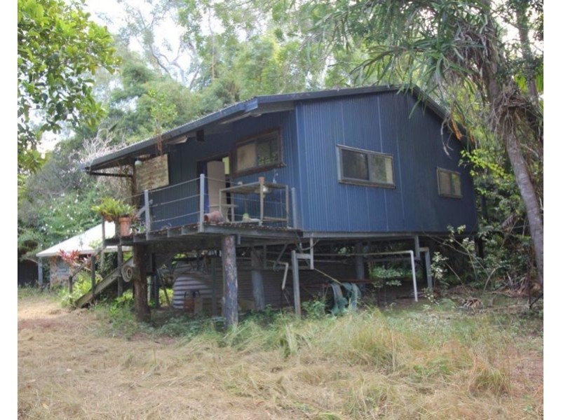 407 Oyster Creek Road, Oyster Creek QLD 4674