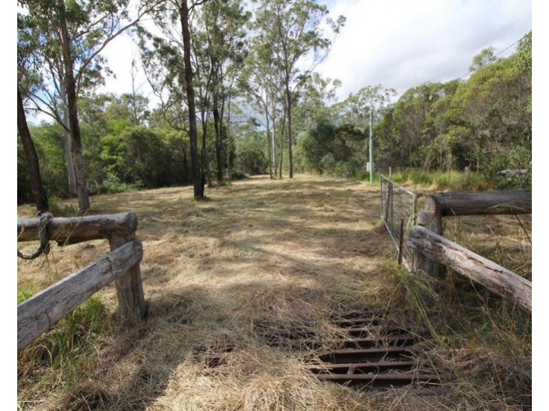 407 Oyster Creek Road, Oyster Creek QLD 4674