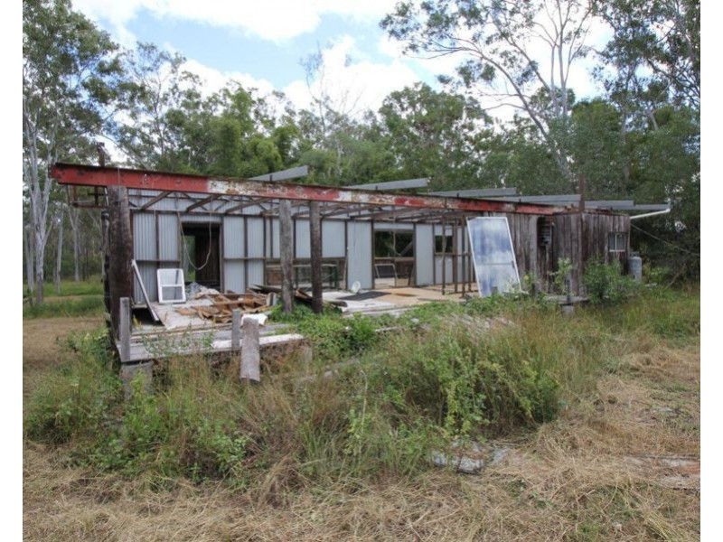 407 Oyster Creek Road, Oyster Creek QLD 4674