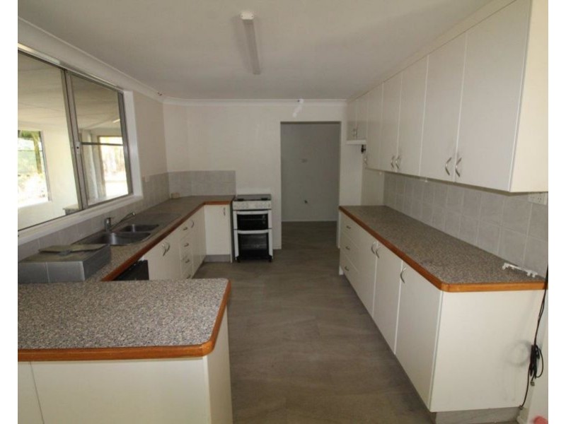 328 Matchbox Road, Deepwater QLD 4674