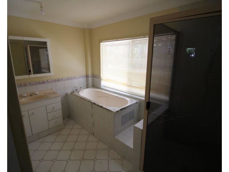 328 Matchbox Road, Deepwater QLD 4674