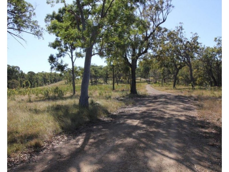 328 Matchbox Road, Deepwater QLD 4674