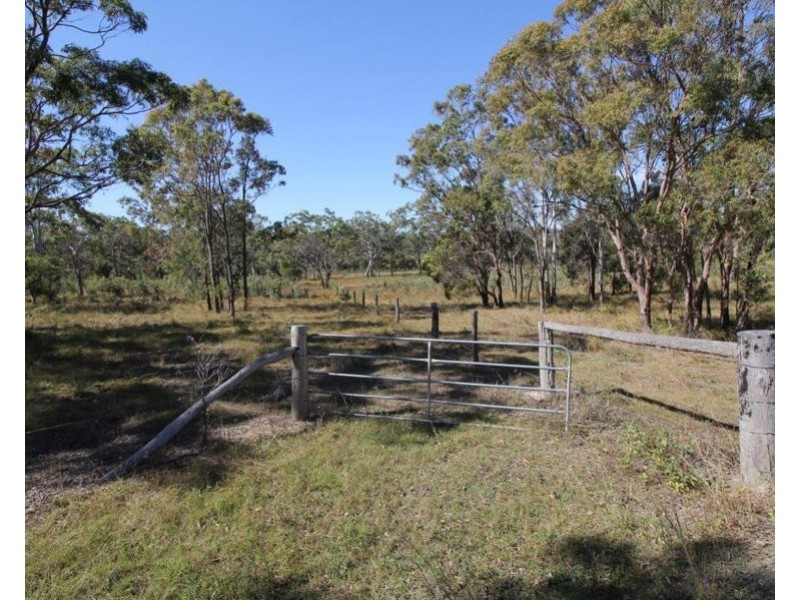 328 Matchbox Road, Deepwater QLD 4674