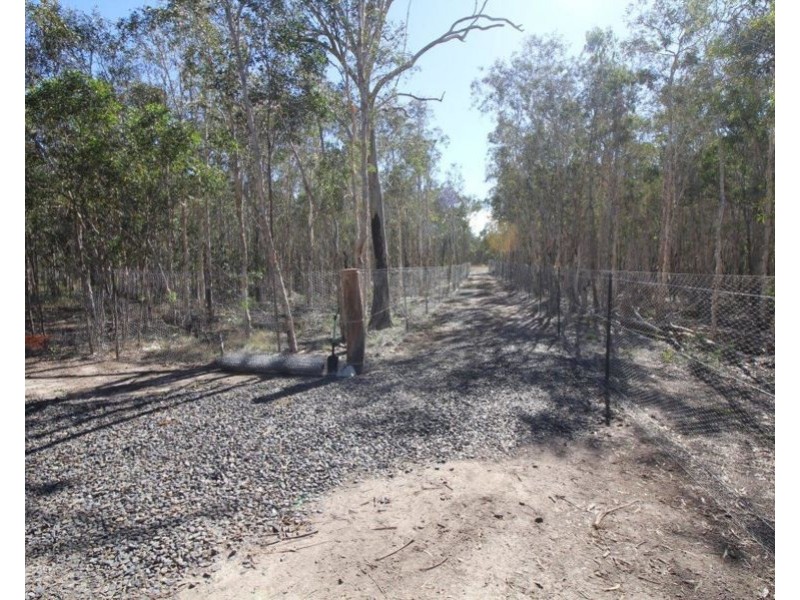 199 Matchbox Road, Deepwater QLD 4674