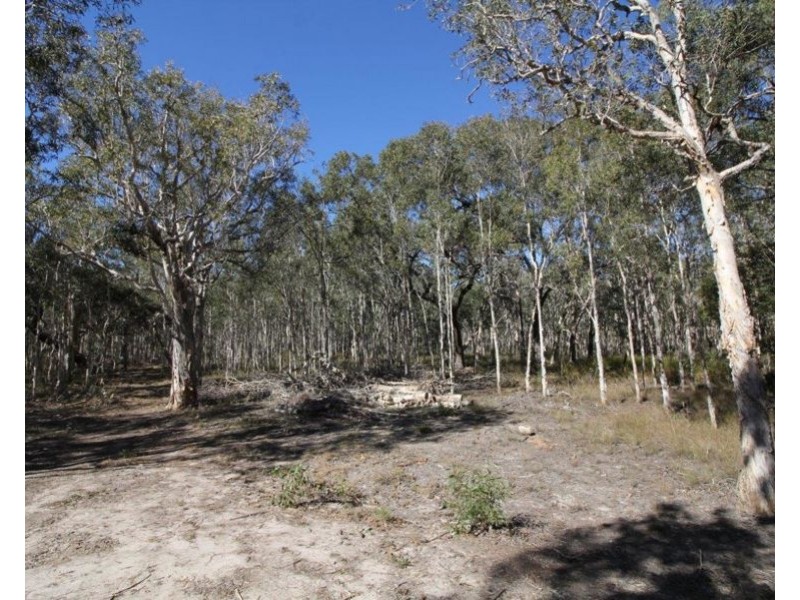 199 Matchbox Road, Deepwater QLD 4674