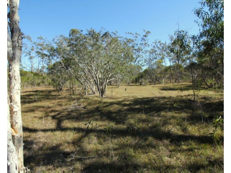 199 Matchbox Road, Deepwater QLD 4674