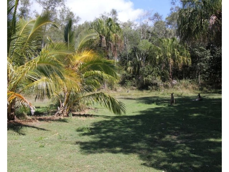 704 Fingerfield Road, Deepwater QLD 4674