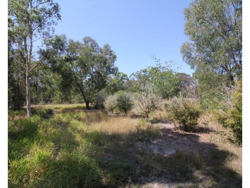876 Pacific Drive, Deepwater QLD 4674