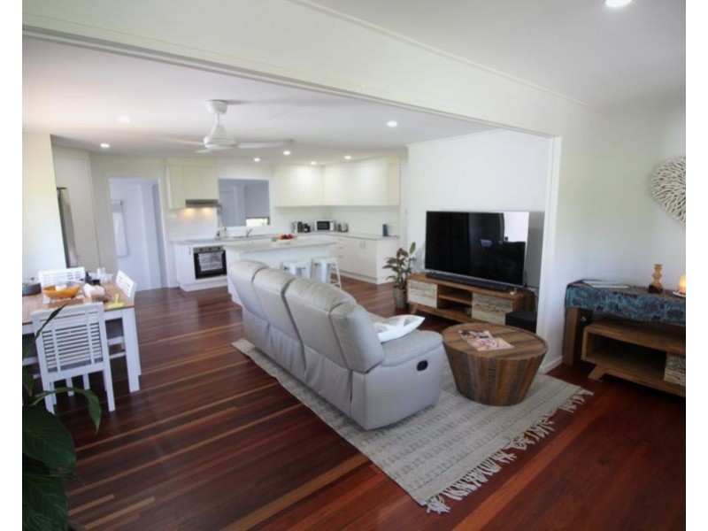 4280 Lowmead Road, Berajondo QLD 4674