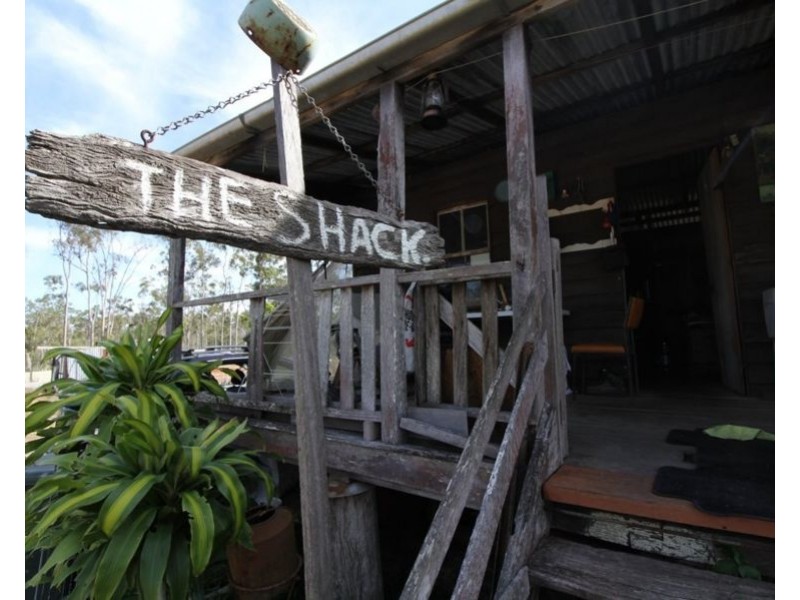 310 MOLLENHAGENS ROAD, Winfield QLD 4670