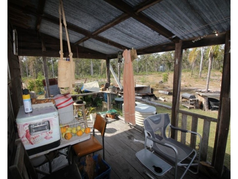 310 MOLLENHAGENS ROAD, Winfield QLD 4670