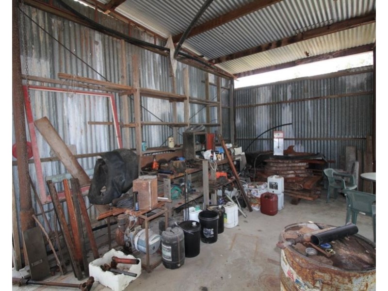 310 MOLLENHAGENS ROAD, Winfield QLD 4670