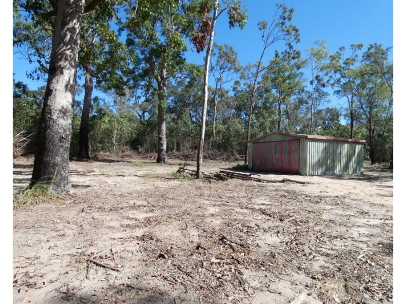 960 Pacific Drive, Deepwater QLD 4674