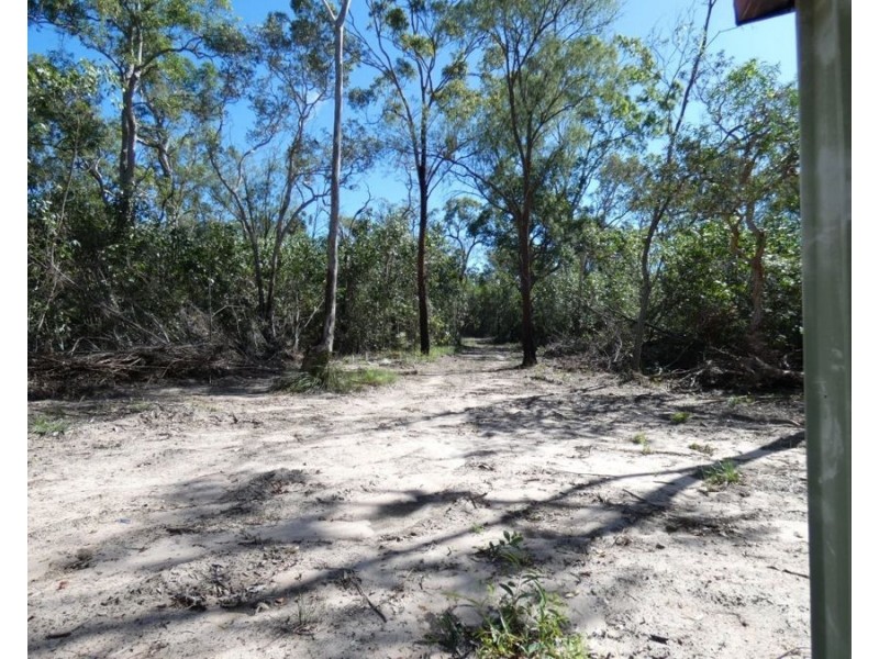 960 Pacific Drive, Deepwater QLD 4674