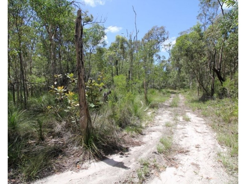 960 Pacific Drive, Deepwater QLD 4674