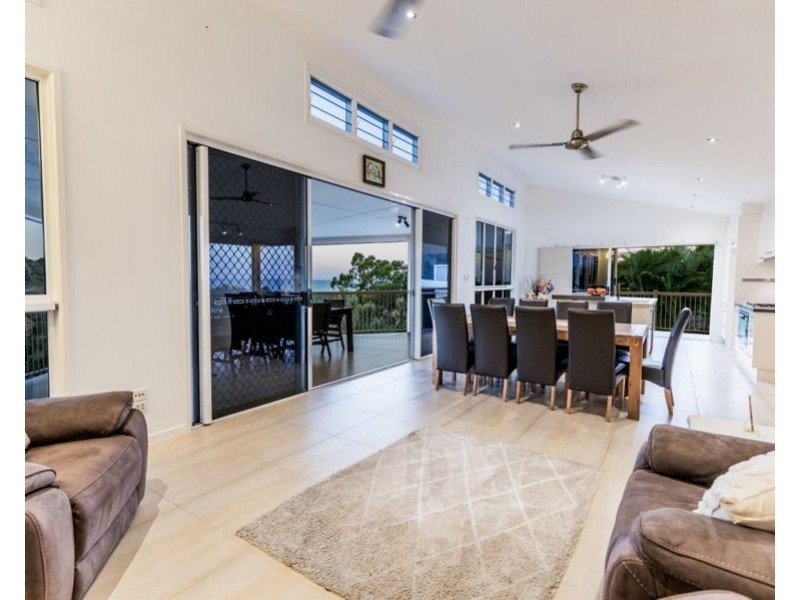 5 Goldsands Court, Agnes Water QLD 4677