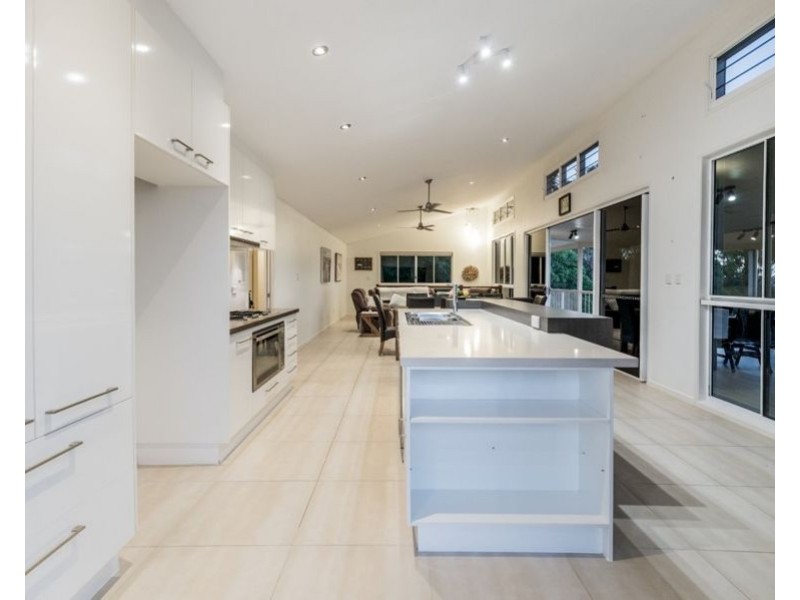 5 Goldsands Court, Agnes Water QLD 4677