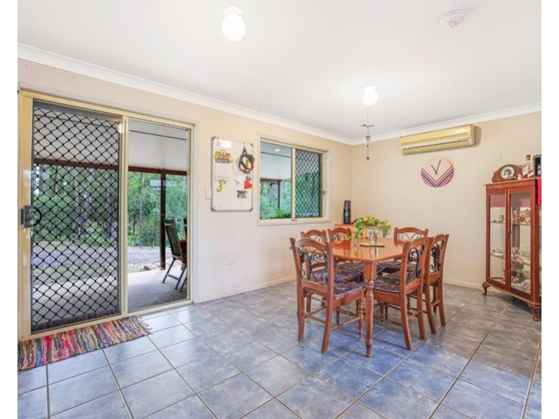 86 Simpsons Road, Bullyard QLD 4671