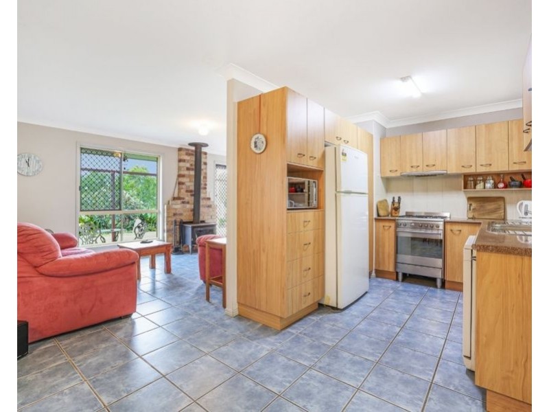 86 Simpsons Road, Bullyard QLD 4671