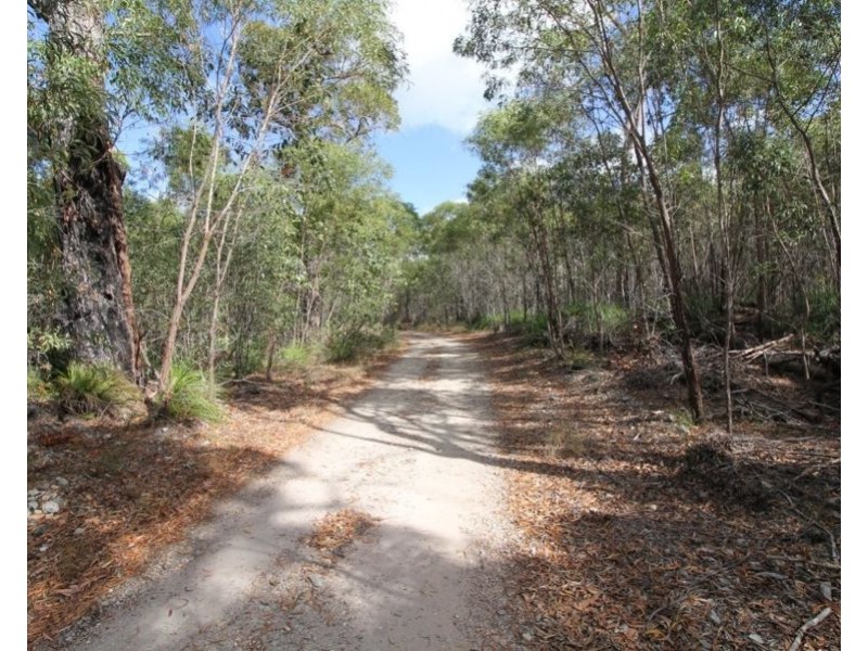 718 Pacific Drive, Deepwater QLD 4674