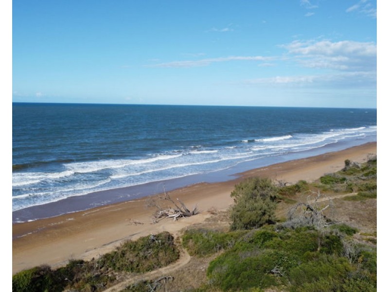 380 Fingerfield Road, Rules Beach QLD 4674
