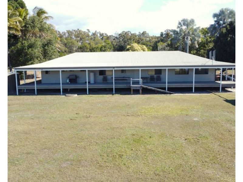 380 Fingerfield Road, Rules Beach QLD 4674